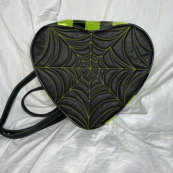 LPS heart web bag - Picture 1 of 4